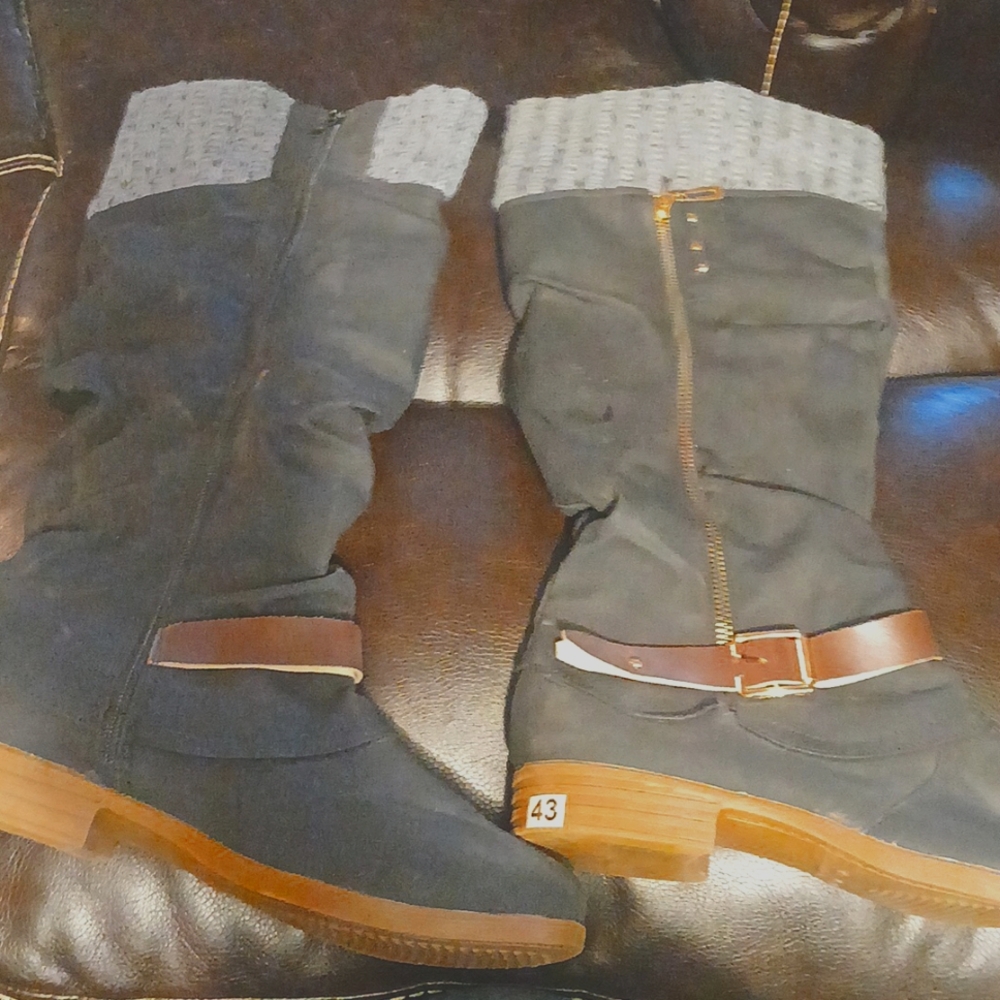 calf high zip up boots
